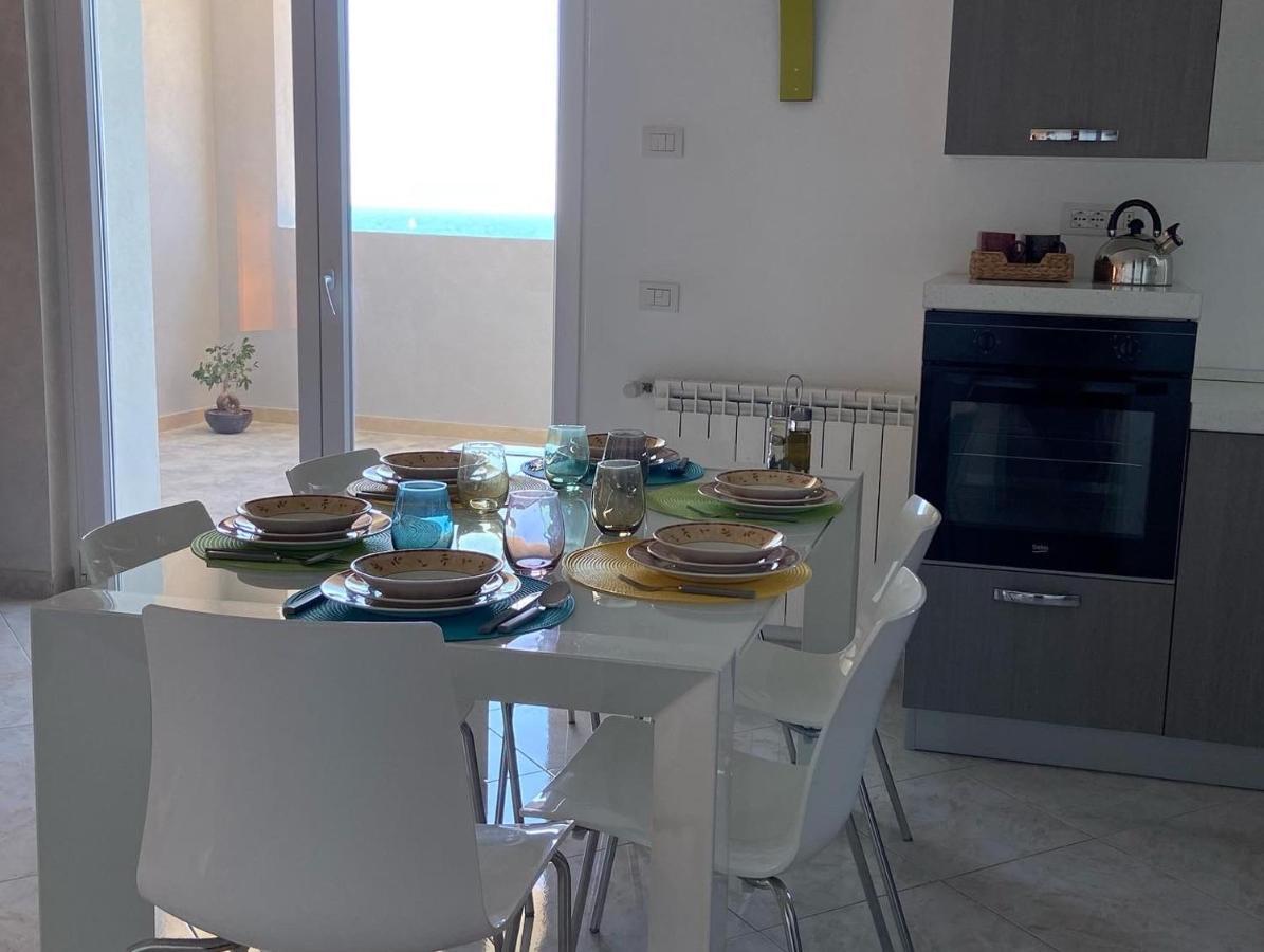 Bari Nalasia Beach Apartment Luaran gambar
