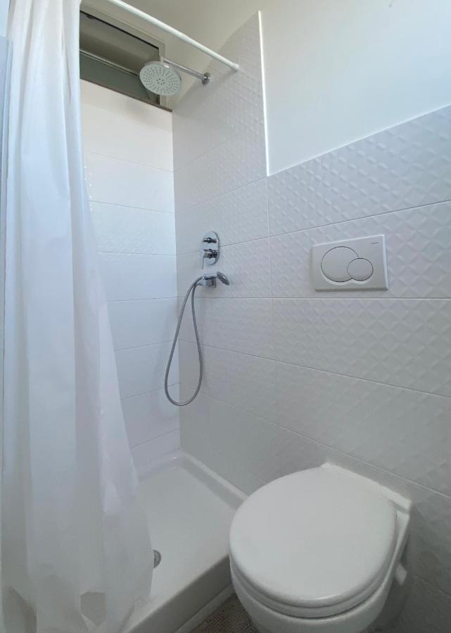 Bari Nalasia Beach Apartment Luaran gambar